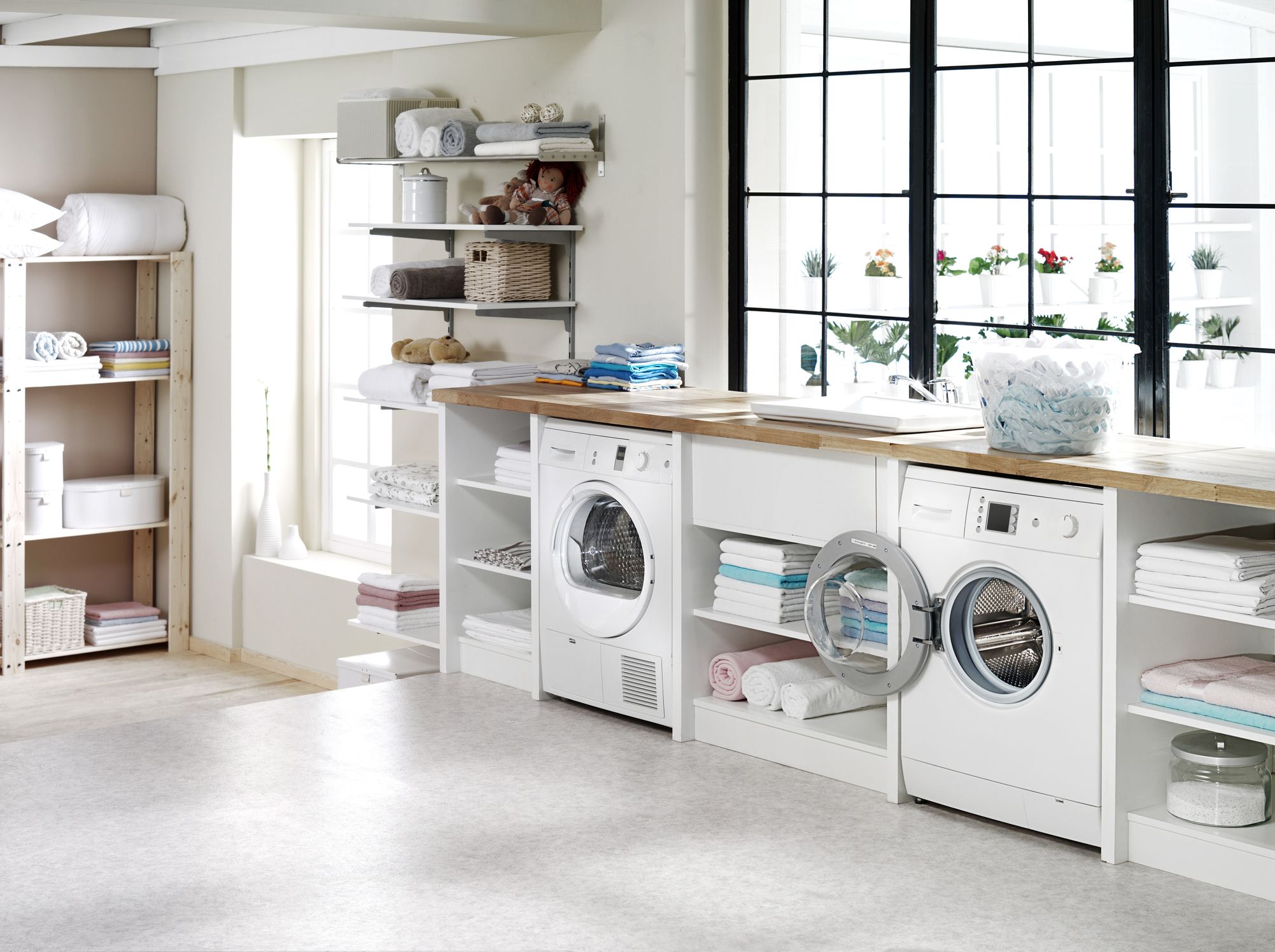 Top 5 Space-Saving Laundry Solutions for Small Apartments