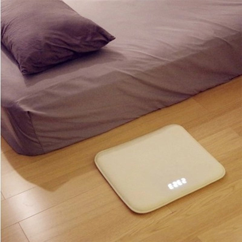 Runaway Carpet Alarm Clock – Moving Alarm Clock on Wheels
